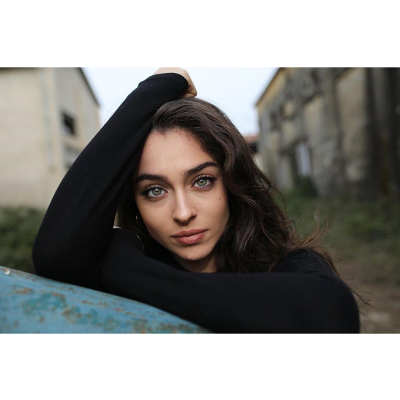 Cemre Baysel: Bio, Age, Family, Career, Facts &amp; Wiki - Fairtilt icon