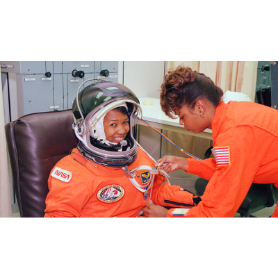 6 Often-Overlooked Stories of Women in STEM icon