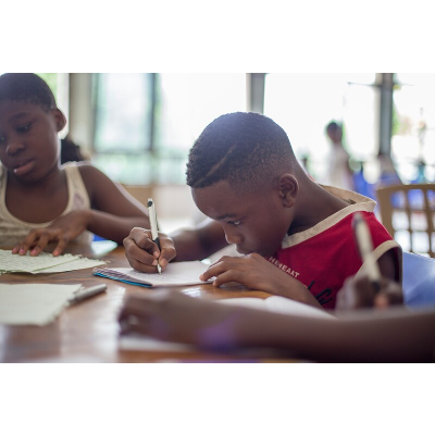 The future of learning: AI is revolutionizing education 4.0 icon