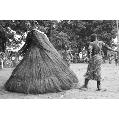 Sensuous Wanderings: African and Afro-Diasporic Resonances, Intersections, and Flows Module 1: Ear icon