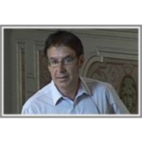 Illusory and genuine control in optimizing games and financial markets