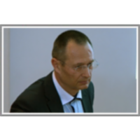 Neravnovesna dinamika koreliranih sistemov icon