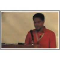 Image Classification for Age-related Macular Degeneration Screening using Hierarchical Image Decompositions and Graph Mining icon