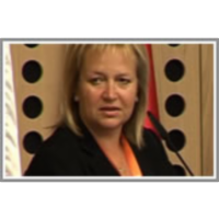 Connecting public service communities icon