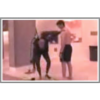 Partner assist with tank, BC and fins icon