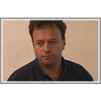 Going beyond bag-of-words: dealing with a text as a graph of triples icon