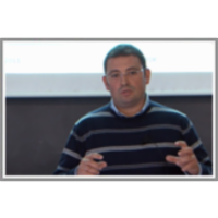 CUBRICK: Cube metaphor of Search icon