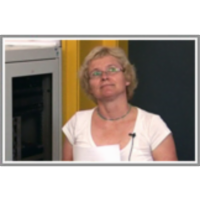 Film, ki »mladini dviga kri«, ali kaj je ideološkega v praksi poučevanja jezikov